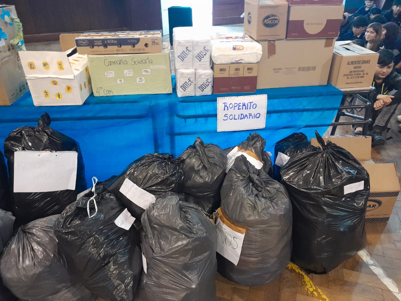 Cierre de campañas solidarias en el ex Colegio Nacional - imagen 4